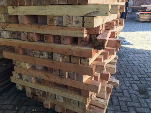 1,5 kuub pallet brandhout Amerikaans grenen Douglas hout Buitenleven